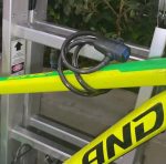 Candado para bicicleta tipo manguera piola de acero negro en espiral con soporte y llaves